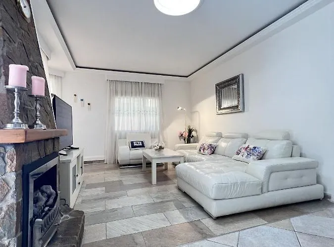 Espectacular Bajo Lirio Apartmán